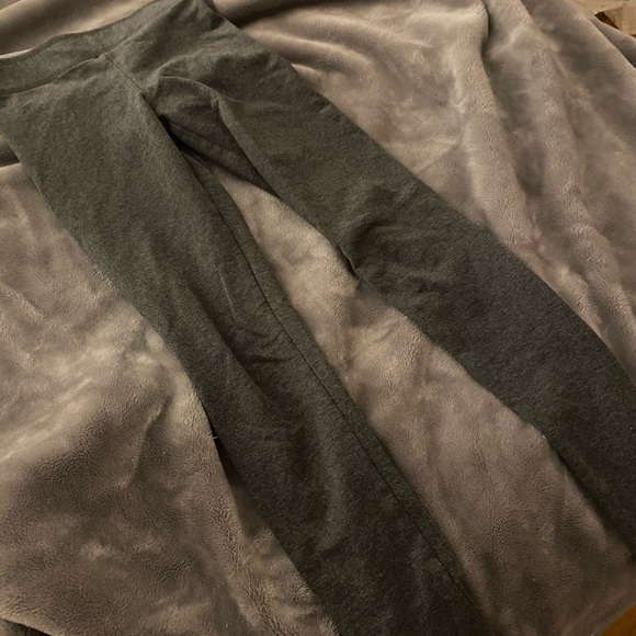 Gray leggings - Picture 1 of 2